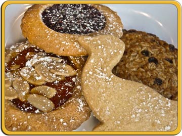 a variety of cookies